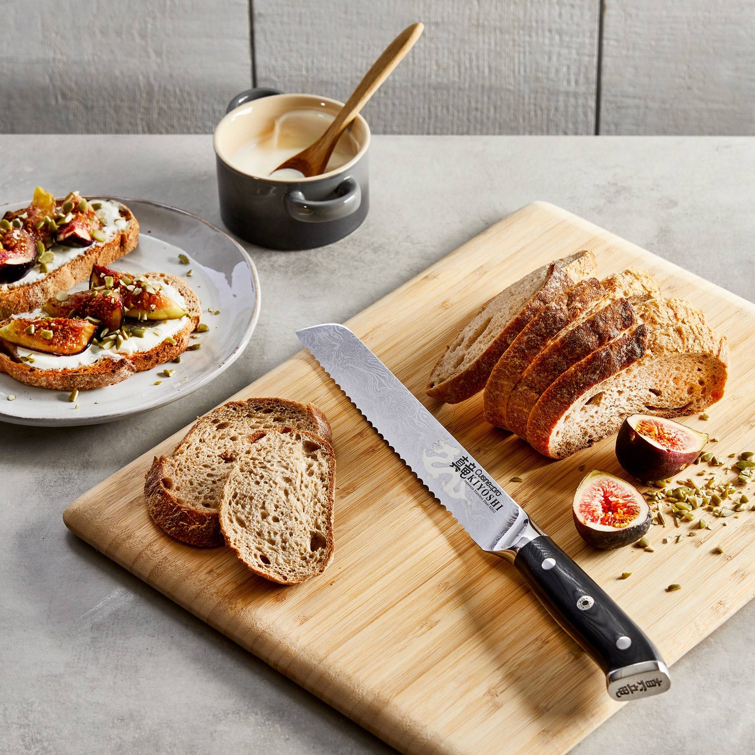 Bread Knives