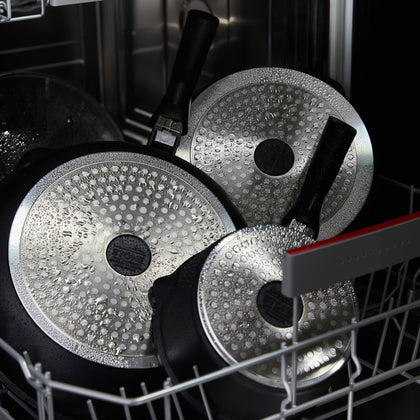 Cuisine::pro® STONE™ Wok with Lid 11