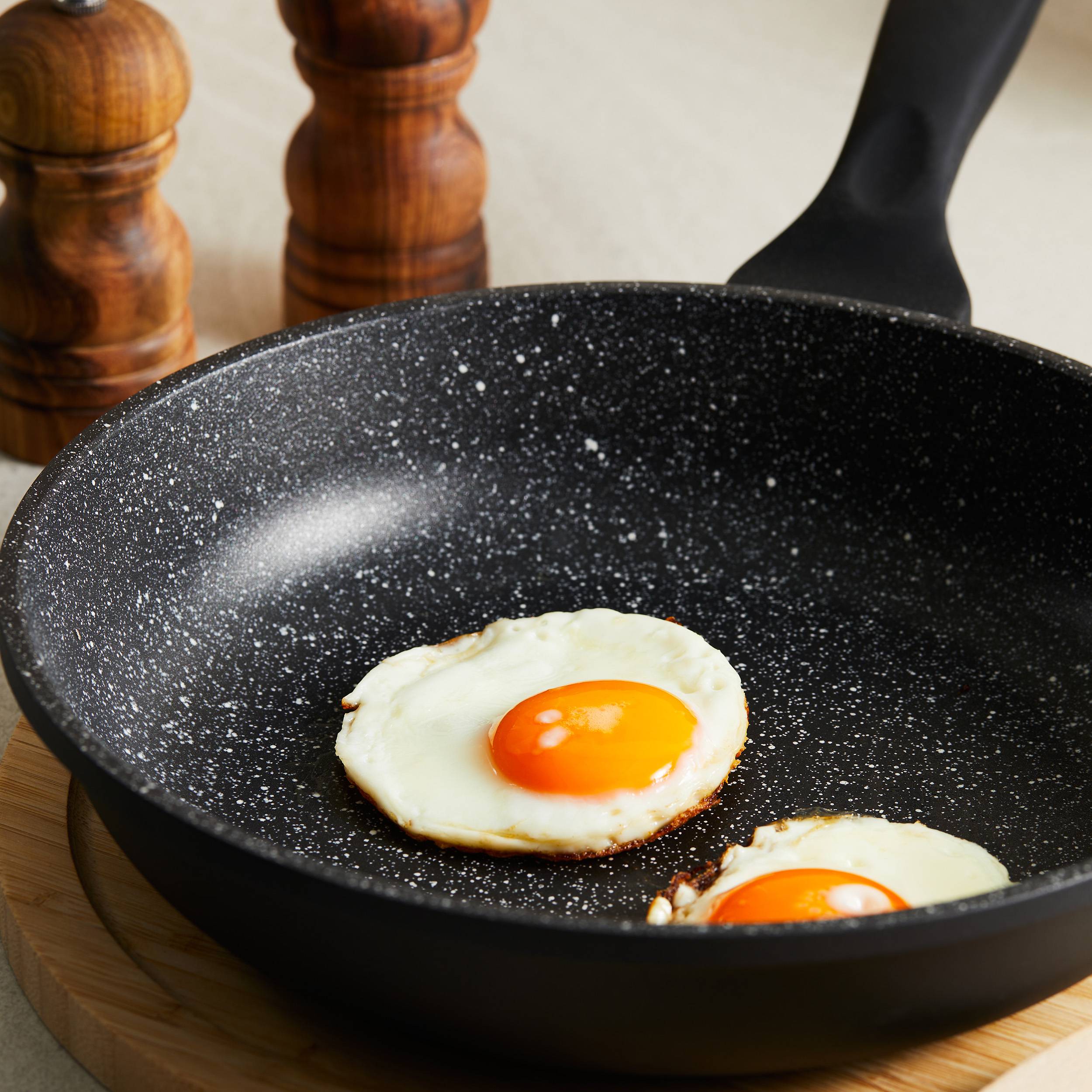 Cuisine::pro® GRANITE™ Frypan 11