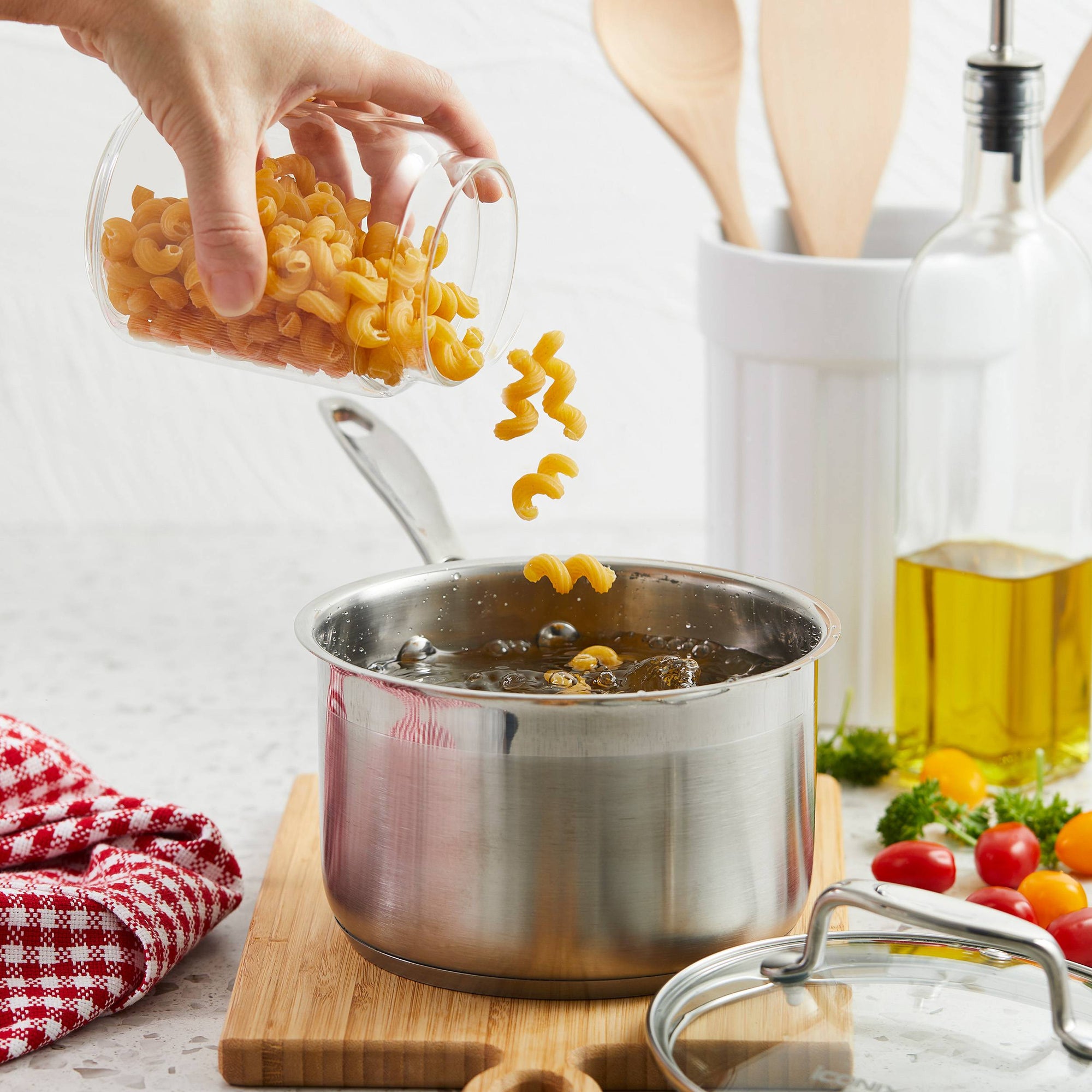 Cuisine::pro® iconiX® Saucepan with Lid 1.9qt