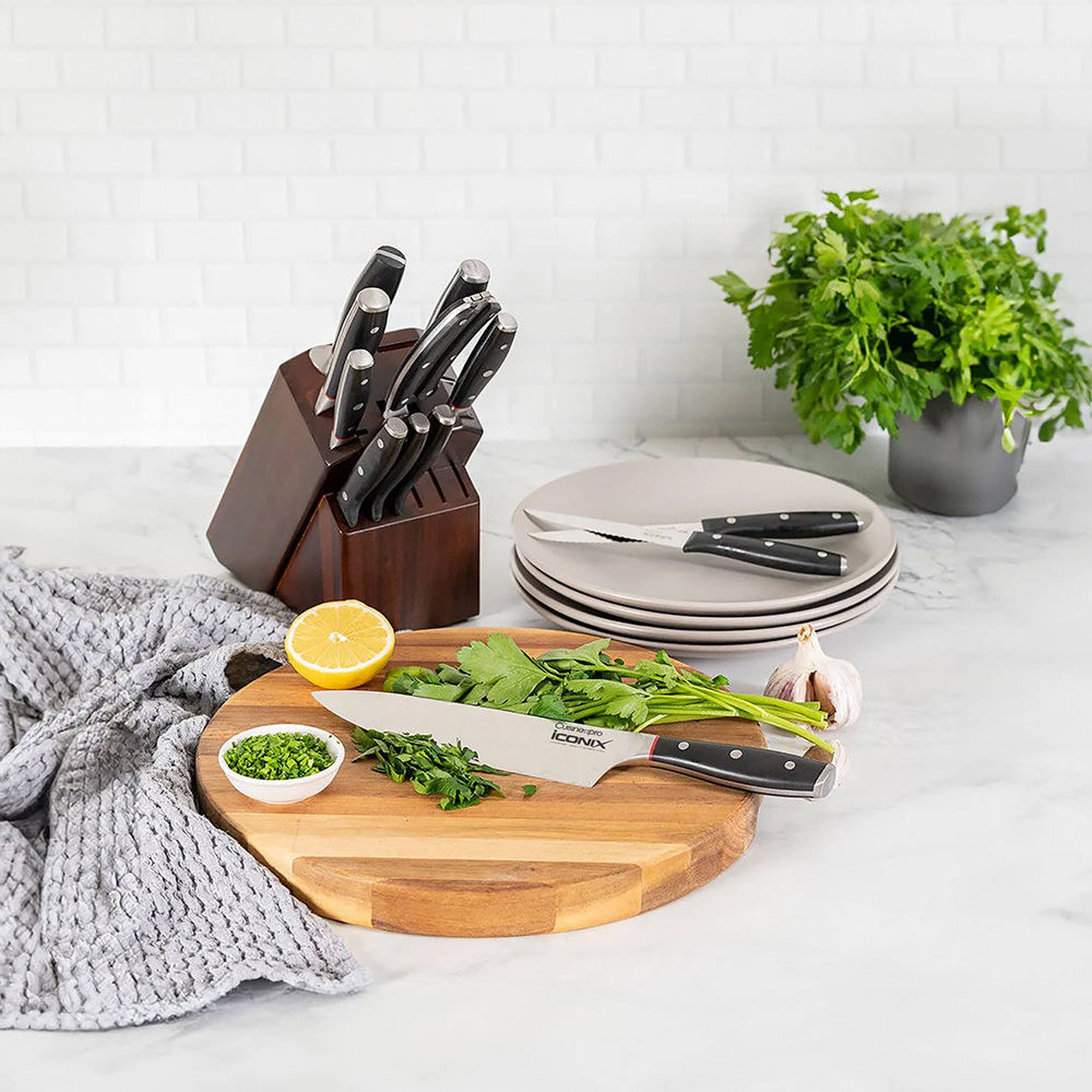 Cuisine::pro® iconiX® 14-Piece Fullen Knife Block