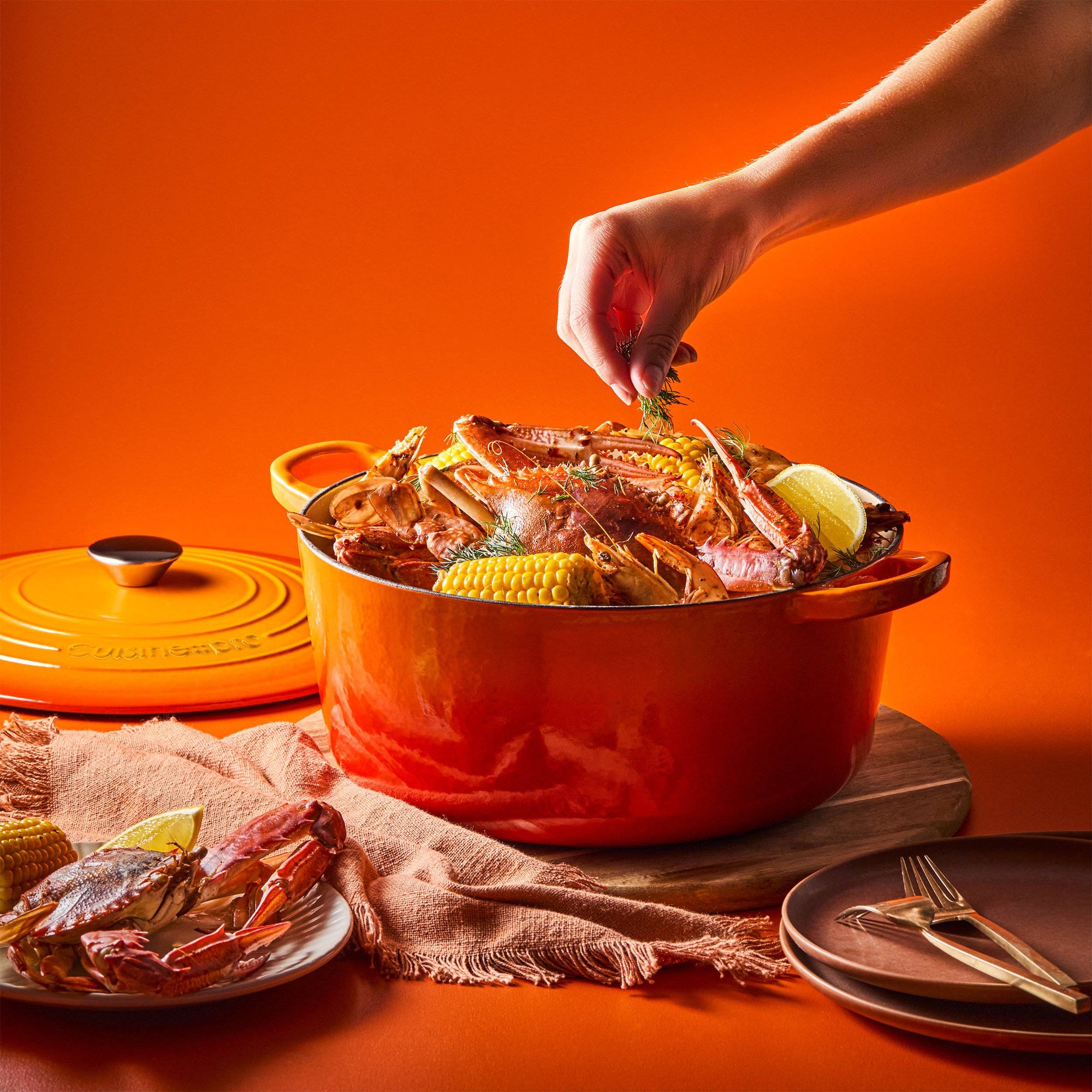 Cuisine::pro® LE CONNOISSEUR™ 6.6 Qt. Round French Oven